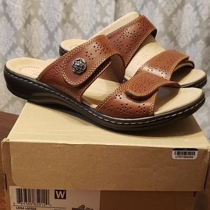 Clarks women's sandals